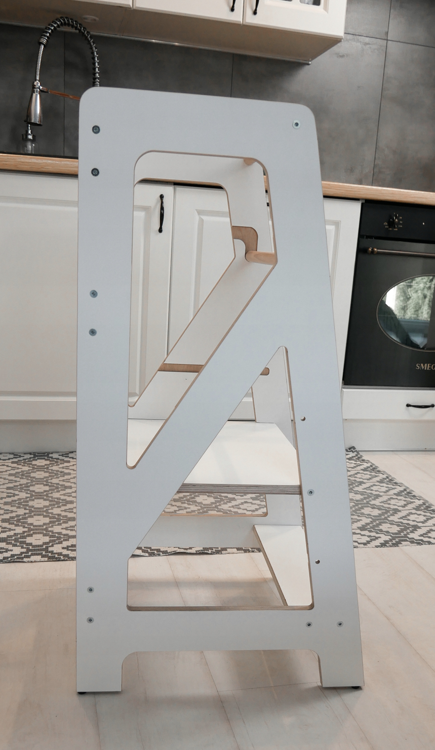 Dřevěná učící věž Montessori - Kitchen Helper BTM pomocník do kuchyně