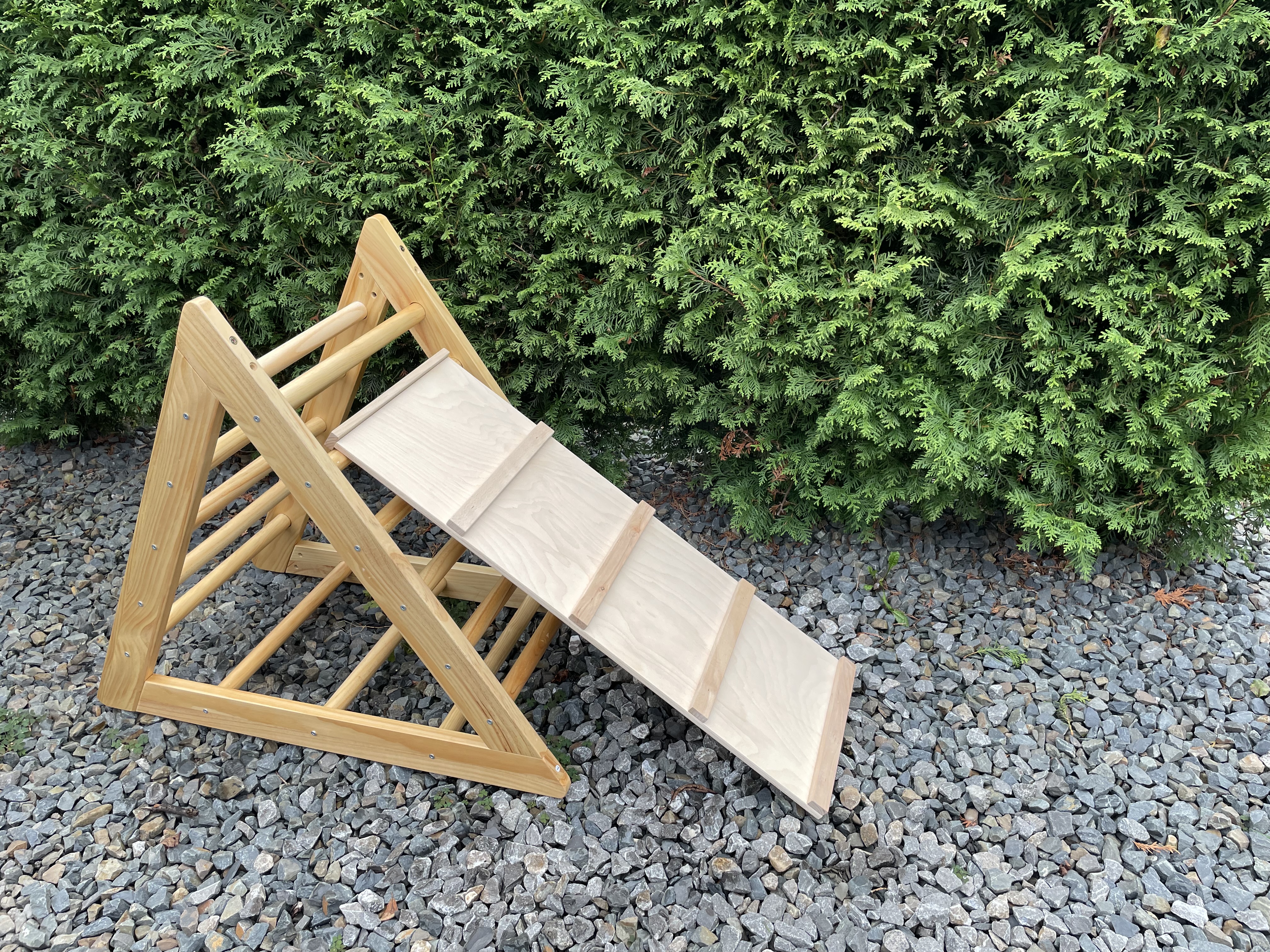 Dětský dřevěný Montessori Piklerův trojúhelník + dětská dřevěná skluzavka oboustranná 93 cm