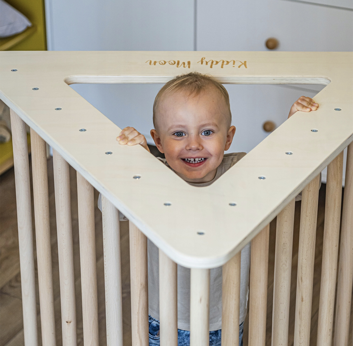 Dřevěný Montessori Piklerův trojúhelník se skluzavkou 91 cm - sestava