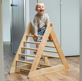 Dětský dřevěný Montessori Piklerův trojúhelník KiddyMoon
